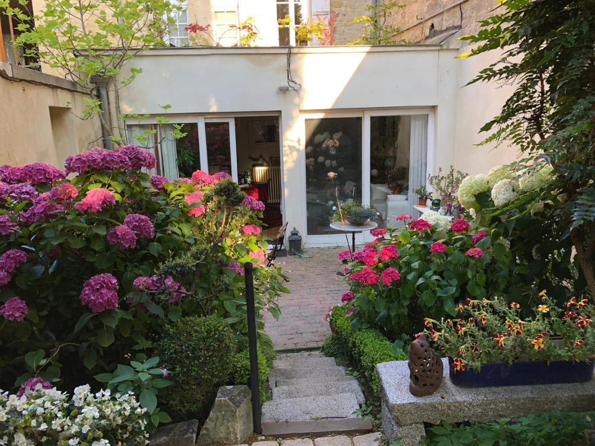 44 Rue Cap Acomodação com café da manhã Caen Exterior foto